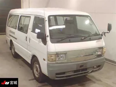 Mazda BONGO BRAWNY VAN