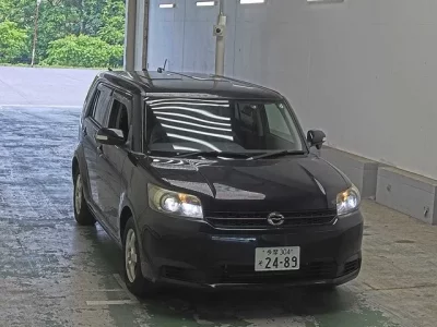 Toyota COROLLA RUMION