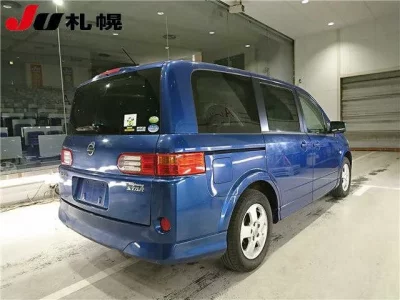 Nissan LAFESTA