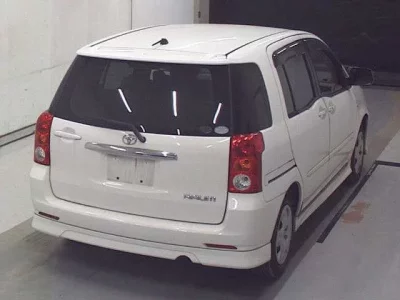Toyota RAUM