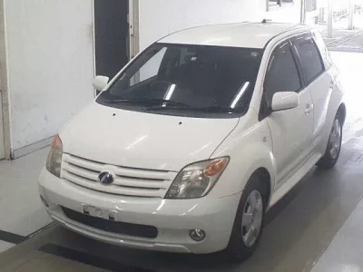 Toyota IST