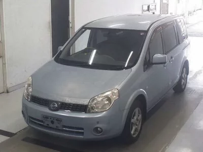 Nissan LAFESTA