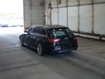 Audi S4