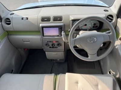 Toyota PIXIS SPACE