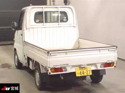 Nissan CLIPPER TRUCK