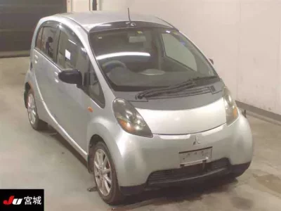 Mitsubishi I