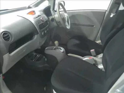 Mitsubishi I