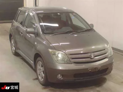 Toyota IST