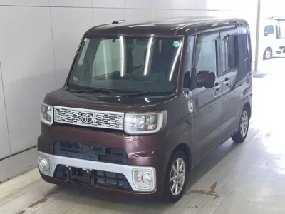 Toyota PIXIS MEGA