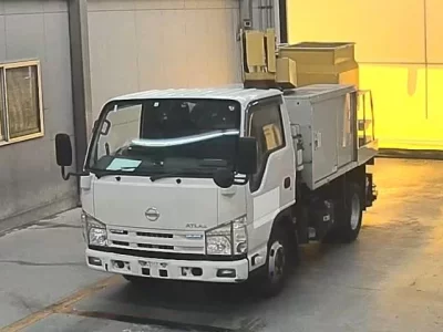 Nissan ATLAS