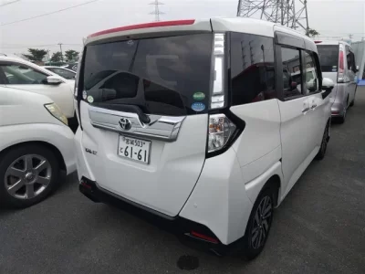 Toyota TANK