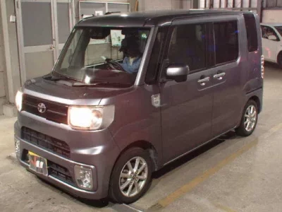 Toyota PIXIS MEGA