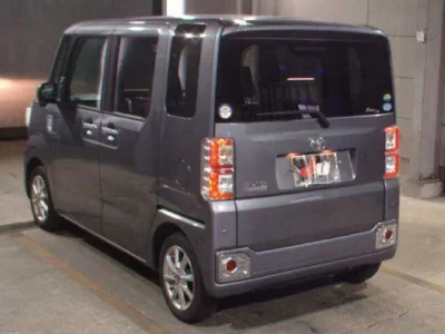 Toyota PIXIS MEGA