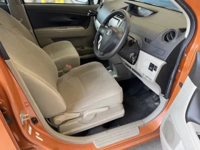Toyota PASSO SETTE