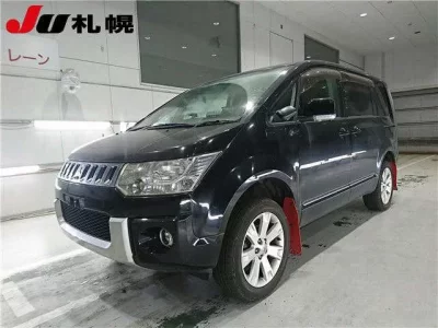 Mitsubishi DELICA D5