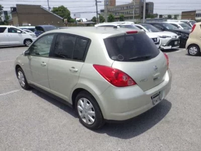 Nissan TIIDA