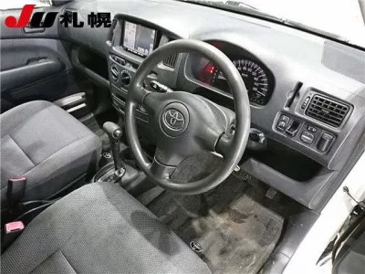 Toyota SUCCEED