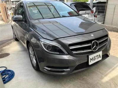 Mercedes-Benz B CLASS