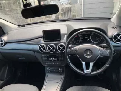 Mercedes-Benz B CLASS