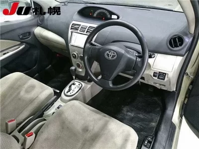 Toyota BELTA