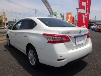 Nissan SYLPHY