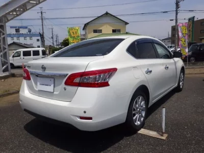 Nissan SYLPHY
