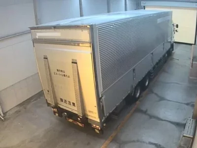 Hino TRUCK