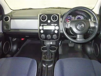 Mazda VERISA