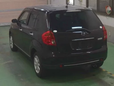Mazda VERISA