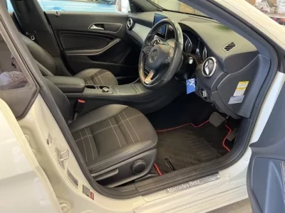 Mercedes-Benz CLA CLASS