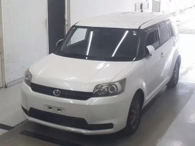 Toyota COROLLA RUMION