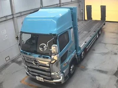 Hino TRUCK