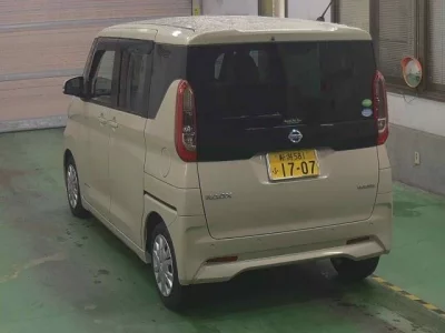 Nissan ROOX