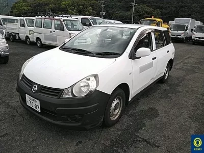 Nissan AD