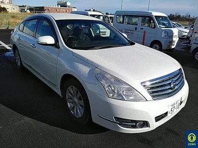 Nissan TEANA