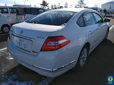 Nissan TEANA