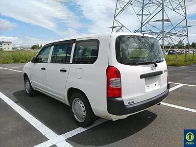 Toyota SUCCEED