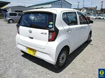 Daihatsu MIRA E S