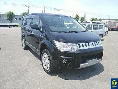 Mitsubishi DELICA D5