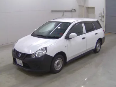 Nissan AD