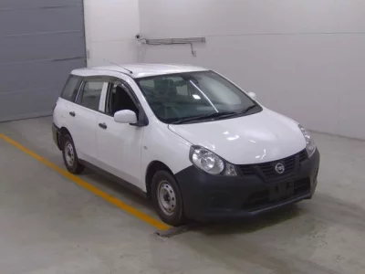 Nissan AD