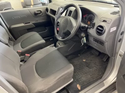Mitsubishi LANCER VAN