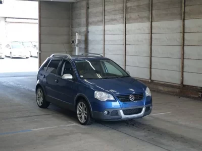 Volkswagen CROSS POLO