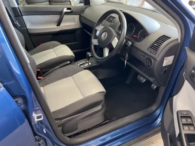 Volkswagen CROSS POLO