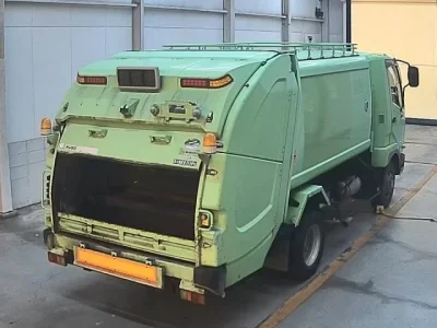 Mitsubishi FUSO FIGHTER