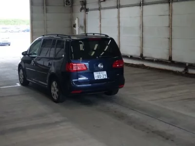 Volkswagen GOLF TOURAN