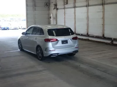 Mercedes-Benz B CLASS