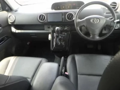 Toyota COROLLA RUMION