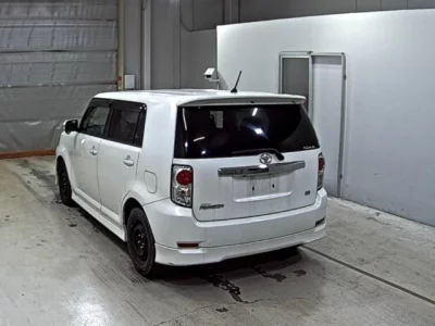 Toyota COROLLA RUMION