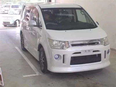 Mitsubishi DELICA D5